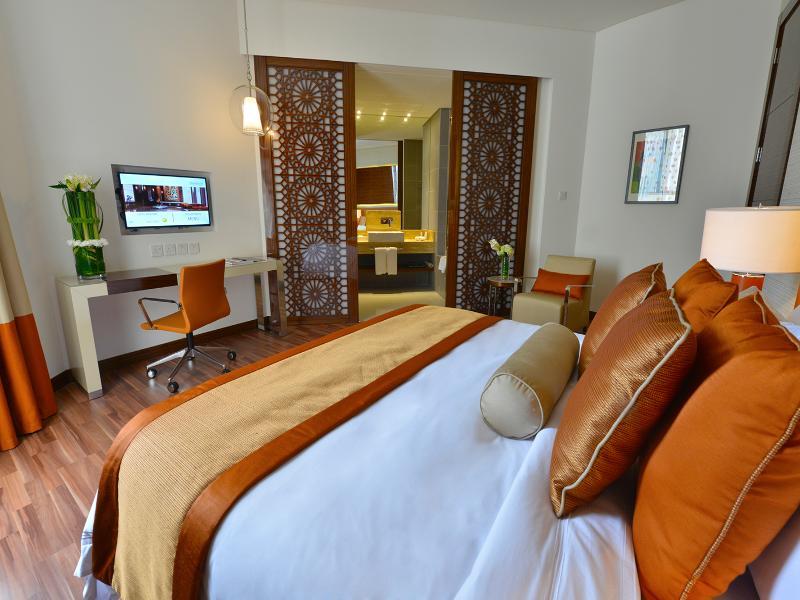 Fraser Suites Diplomatic Area Bahrain Manama Exterior foto A bedroom at the hotel