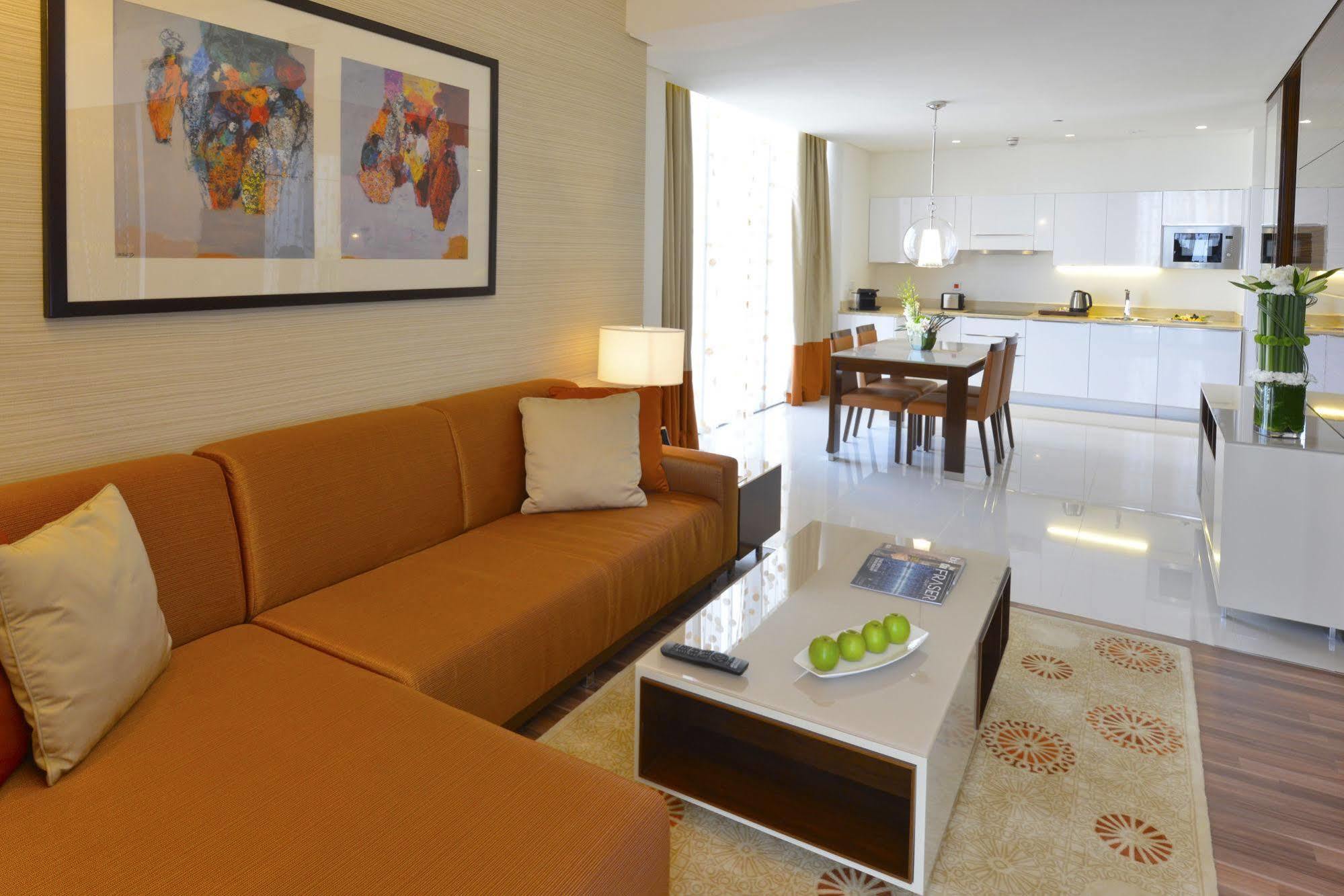 Fraser Suites Diplomatic Area Bahrain Manama Exterior foto A living room