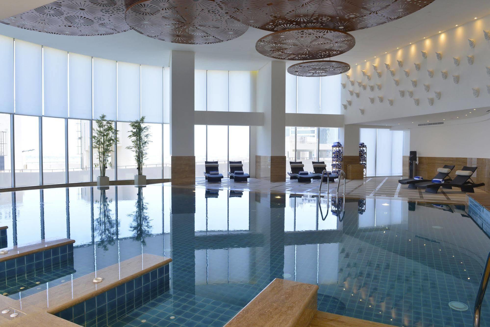 Fraser Suites Diplomatic Area Bahrain Manama Exterior foto The spa at the InterContinental